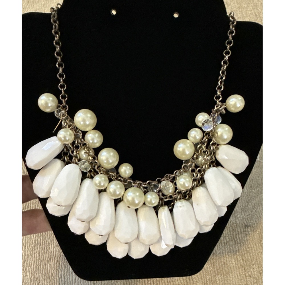 Vintage Faux Pearl Silver Crystals & White Bib Retro Chunky Necklace Hollywood